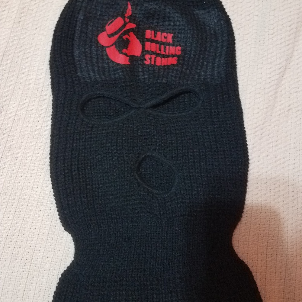 ski mask 15$ for one 2 for 25$?
